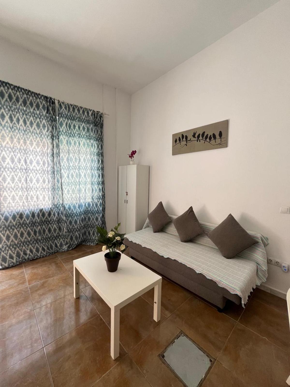Becquer 2 Apartment Malaga Exterior photo